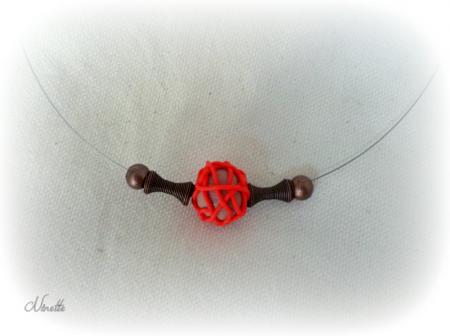 Collier perle rouge